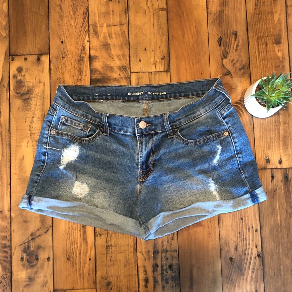 Old Navy Boyfriend shorts size 4